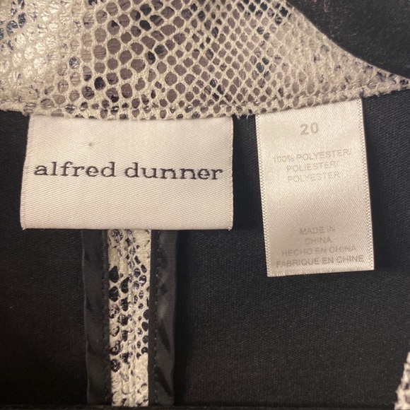 alfred dunner Sweet Temptation Python Print Jacket - Picture 5 of 6